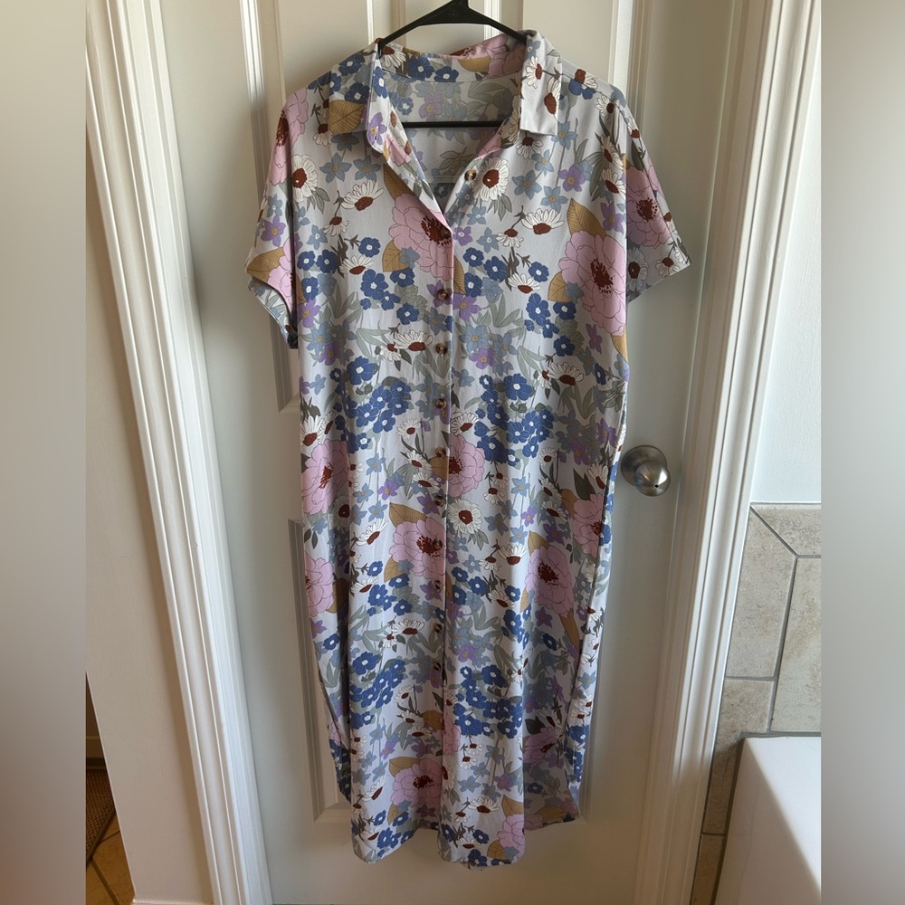 Floral Button-Front Maxi Dress in Soft Pastels